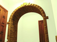 арка из декоративного камня